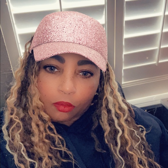 Meet your Posher, Hope - Picture 1 of 1